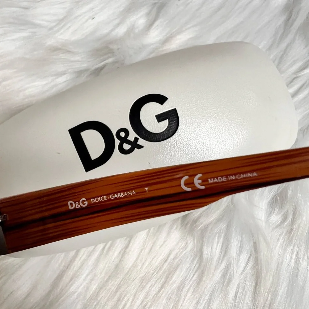 D&G Men's Glasses with Black and Brown Accents - Picture 6 of 9